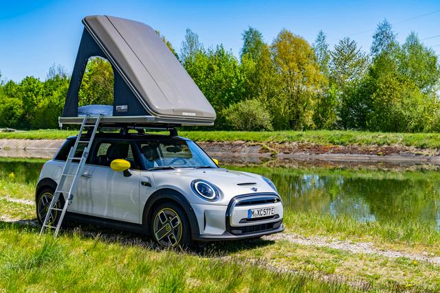 MINI Cooper camper